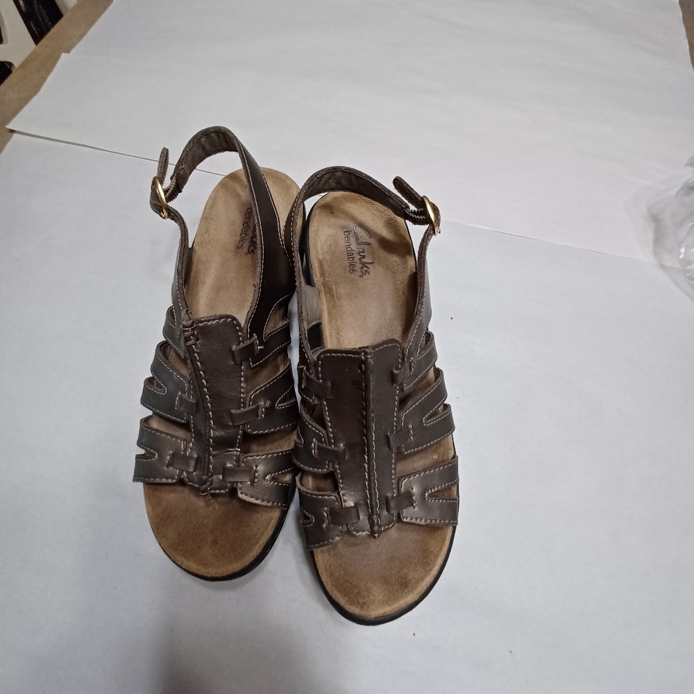 Clark's bendables Bronze size 7